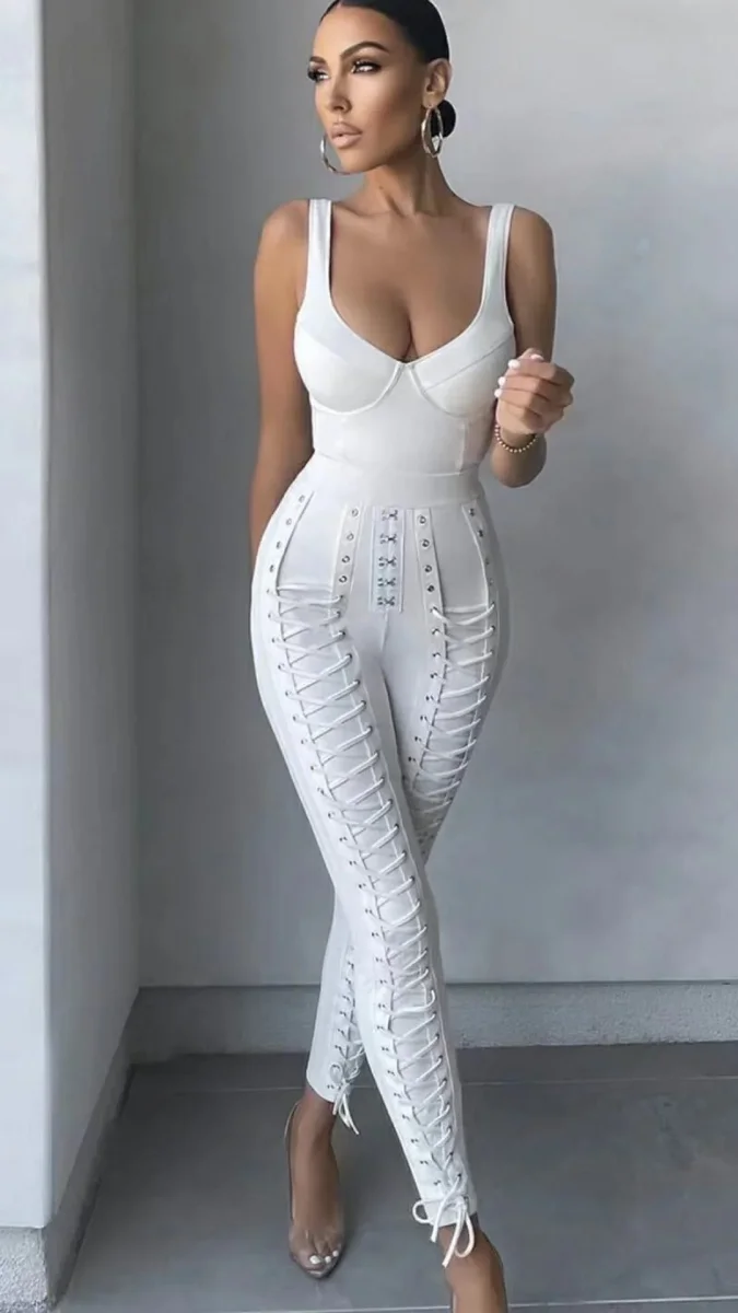 Aurora Lace-up Eyelet Jumpsuit - Imagen 3