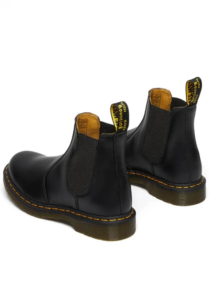 Dr. Martens 2976 Chelsea Smooth con costura amarilla — Botines negros - Imagen 8