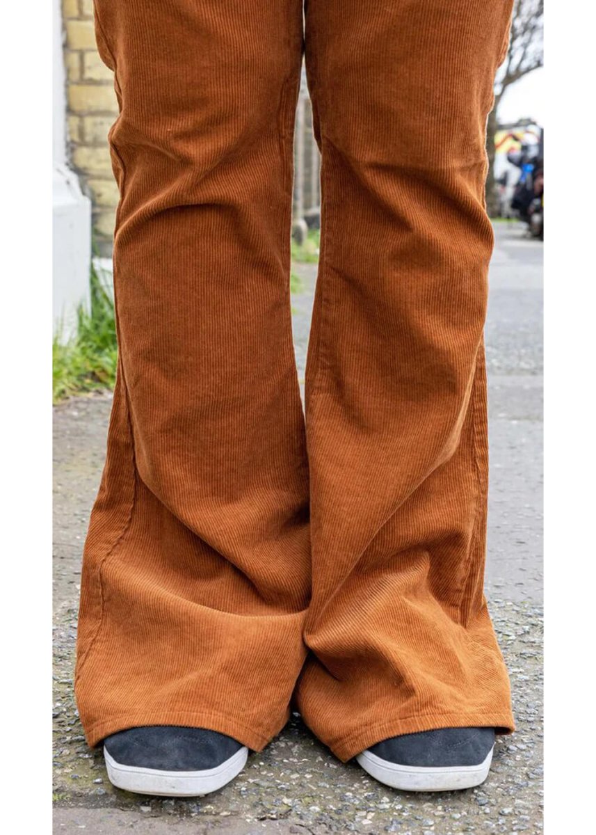 Run & Fly Pantalón Bootcut de Corduroy para Hombre 70's Tobaco - Imagen 3