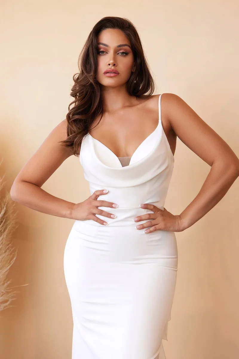 Tie-Back Sash Charmeuse Mermaid Gown - Imagen 5
